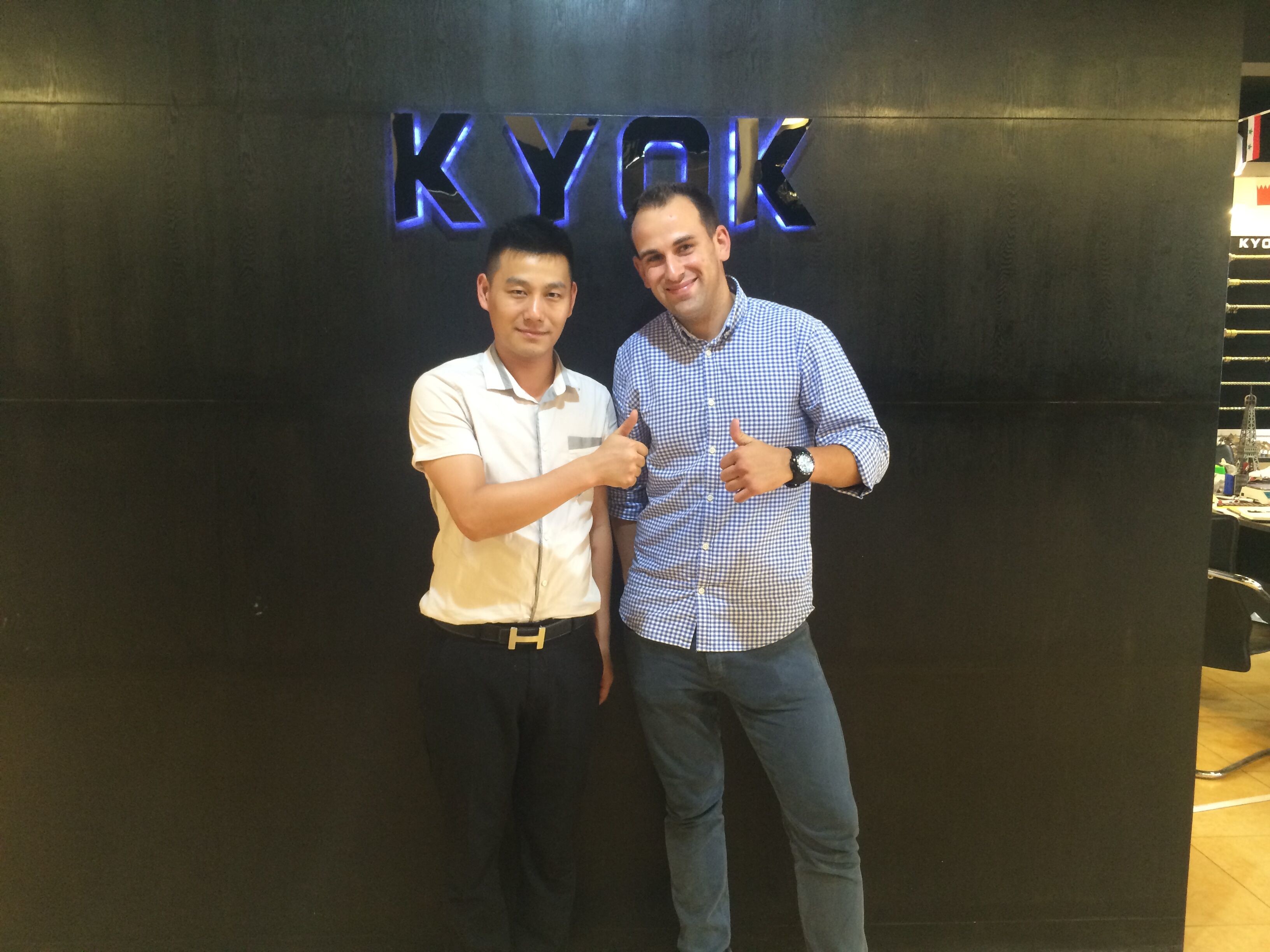 trường hợp công ty mới nhất về Khách hàng Tây Ban Nha đã đến thăm KYOK